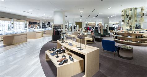 saks flagship store toronto